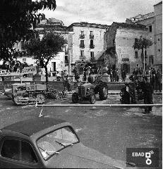 I Fiera Campionaria (1955)  - Sullo sfondo resti della Porta di San Caterina distrutta dai bombardamenti