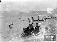 Persone al mare