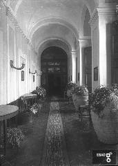 corridoio nel palazzo reale