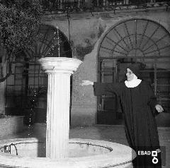 Fontana nel giardino del convento