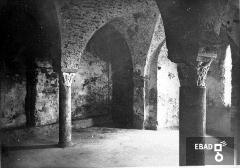 Interno  della cripta della Badia di san Pietro alli Marmi