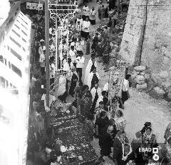 Processione  della Madonna del Carmine lungo via Roma