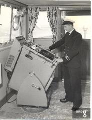 Il radar principale del "Port Nicholson" Cabina di comando dove  installato l'equpaggiamento della Marina Marconi