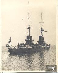 Foto della nave da guerra della Marina Italiana"Dante Alighieri" 