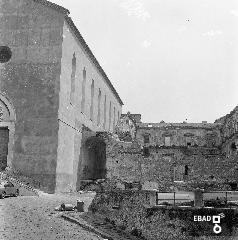 Esterno Ex-Municipio bombardato - Chiesa San Francesco