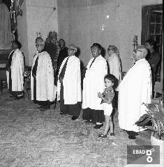 Chiesa di San Francesco.Persone di congrega.
[Il primo a Destra Gioacchino Di Lorenzo, il quarto Luigi Nobile. Nota a cura di Mariano Pastore]